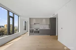 2510 6th Ave, Seattle, WA 98121 - Photo 11