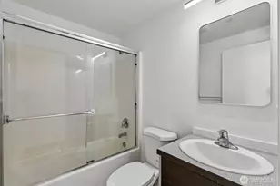 4341 8th Ave NE, Seattle, WA 98105 - Photo 17