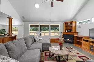 12406 110th St NW, Gig Harbor, WA 98329 - Photo 3