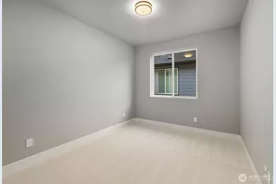 13437 Edmunds Parkway E, Bonney Lake, WA 98391 - Photo 31