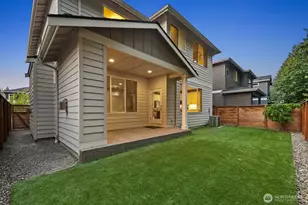 13437 Edmunds Pkwy E, Bonney Lake, WA 98391 - Photo 37
