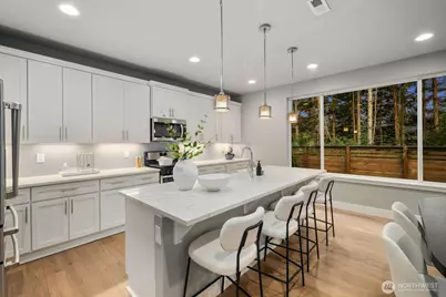 13437 Edmunds Parkway E, Bonney Lake, WA 98391 - Photo 13