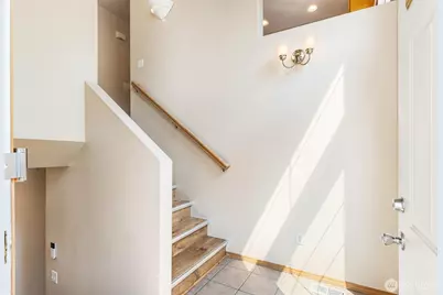 11543 62nd Avenue S, Seattle, WA 98178 - Photo 3