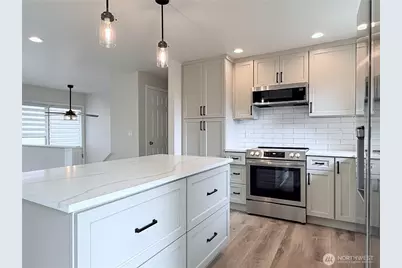4017 S 297th Place, Auburn, WA 98001 - Photo 5