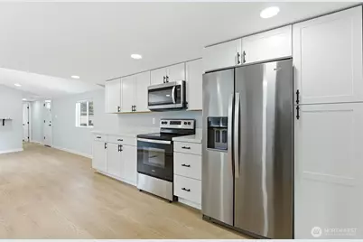 15722 52nd Street E #11, Sumner, WA 98390 - Photo 9