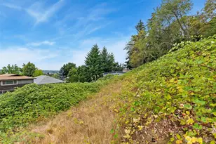 1924 S Graham St, Seattle, WA 98108 - Photo 7