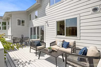 12453 NE 104th Street, Kirkland, WA 98033 - Photo 11