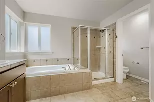 4613 NE 2nd St, Renton, WA 98059 - Photo 17