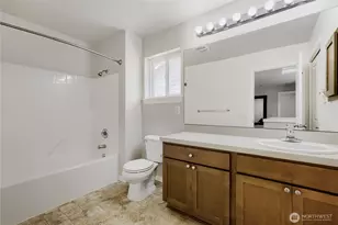 4613 NE 2nd St, Renton, WA 98059 - Photo 21