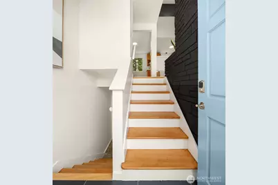 12324 11th Avenue NE, Seattle, WA 98125 - Photo 3