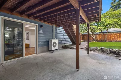 12324 11th Avenue NE, Seattle, WA 98125 - Photo 35