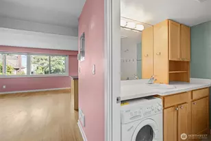 1601 Taylor Ave N, Seattle, WA 98109 - Photo 25