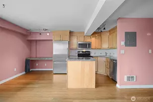 1601 Taylor Ave N, Seattle, WA 98109 - Photo 17