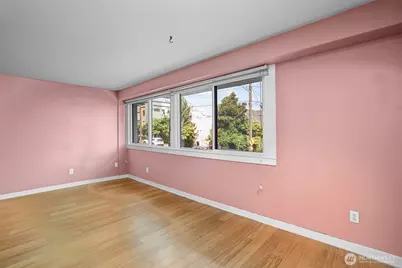 1601 Taylor Avenue N #204, Seattle, WA 98109 - Photo 9