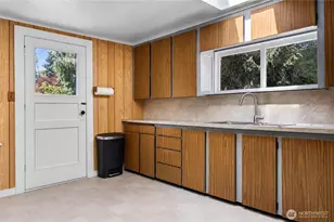 10215 56th St SE, Snohomish, WA 98290 - Photo 11