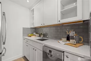 1800 43rd Ave E, Seattle, WA 98112 - Photo 13