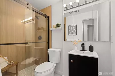 1800 43rd Avenue E #208, Seattle, WA 98112 - Photo 17