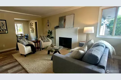 11503 Ainsworth Avenue S, Tacoma, WA 98444 - Photo 3