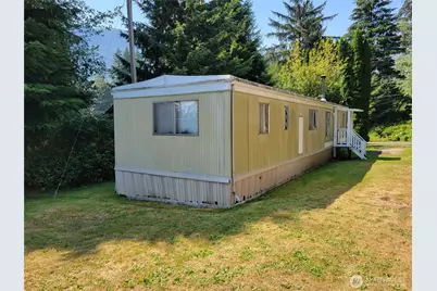 6357 Santa Fe Trail, Maple Falls, WA 98266 - Photo 3