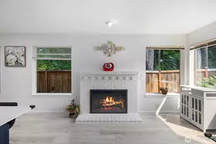 25700 SE 35th Pl, Sammamish, WA 98029 - Photo 11