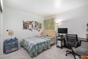 25700 SE 35th Pl, Sammamish, WA 98029 - Photo 21