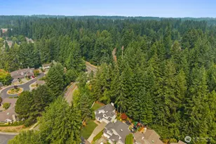 25700 SE 35th Pl, Sammamish, WA 98029 - Photo 33