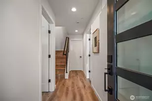 117 22nd Ave, Seattle, WA 98122 - Photo 3