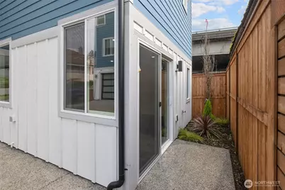 503 NE 42nd Street, Seattle, WA 98105 - Photo 7
