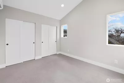 503 NE 42nd Street, Seattle, WA 98105 - Photo 13