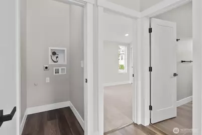 503 NE 42nd Street, Seattle, WA 98105 - Photo 11