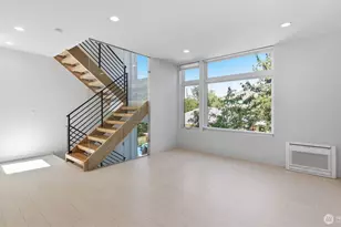710 14th Ave, Seattle, WA 98122 - Photo 7