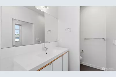710 14th Avenue #C, Seattle, WA 98122 - Photo 13