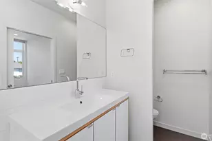 710 14th Ave, Seattle, WA 98122 - Photo 13