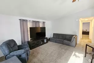 704 87th Ave NE, Lake Stevens, WA 98258 - Photo 3