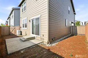 18740 110th Ave E, Puyallup, WA 98374 - Photo 17