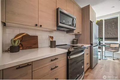 115 22nd Avenue #A, Seattle, WA 98122 - Photo 15