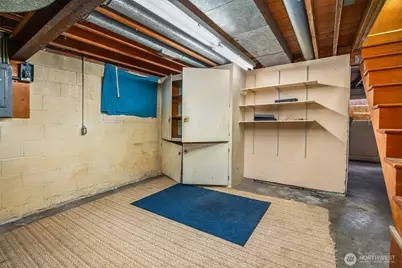 941 N 103rd Street, Seattle, WA 98133 - Photo 11