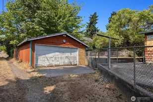 941 N 103rd St, Seattle, WA 98133 - Photo 13