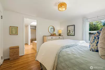 18005 Fremont Avenue N, Shoreline, WA 98133 - Photo 9