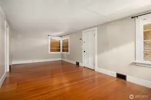 943 N 103rd St, Seattle, WA 98133 - Photo 3