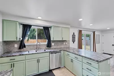 17930 Littlerock Road SW, Rochester, WA 98579 - Photo 15