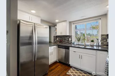 2010 148th Street E, Tacoma, WA 98445 - Photo 11