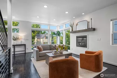 223 NW 87th St, Seattle, WA 98117 - Photo 3