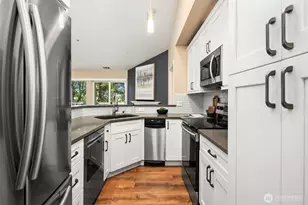 12120 NE 172nd Pl, Bothell, WA 98011 - Photo 7