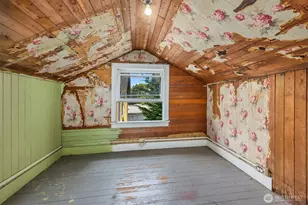 945 N 103rd St, Seattle, WA 98133 - Photo 11
