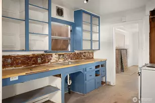 945 N 103rd St, Seattle, WA 98133 - Photo 5