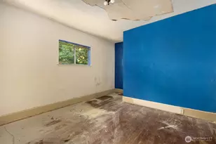 945 N 103rd St, Seattle, WA 98133 - Photo 7