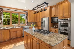 13905 212th Dr NE, Woodinville, WA 98077 - Photo 9