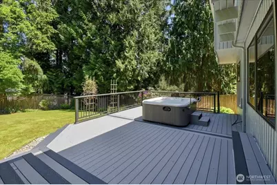 17816 NE 12th Street, Bellevue, WA 98008 - Photo 27