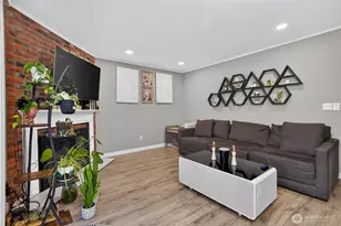 12424 NE 145th St, Kirkland, WA 98034 - Photo 13